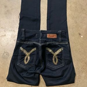 100% Authentic Colombia Y Su Moda